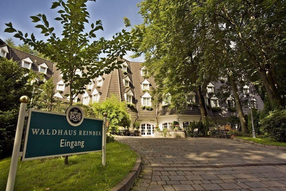 Hotel Waldhaus 5*